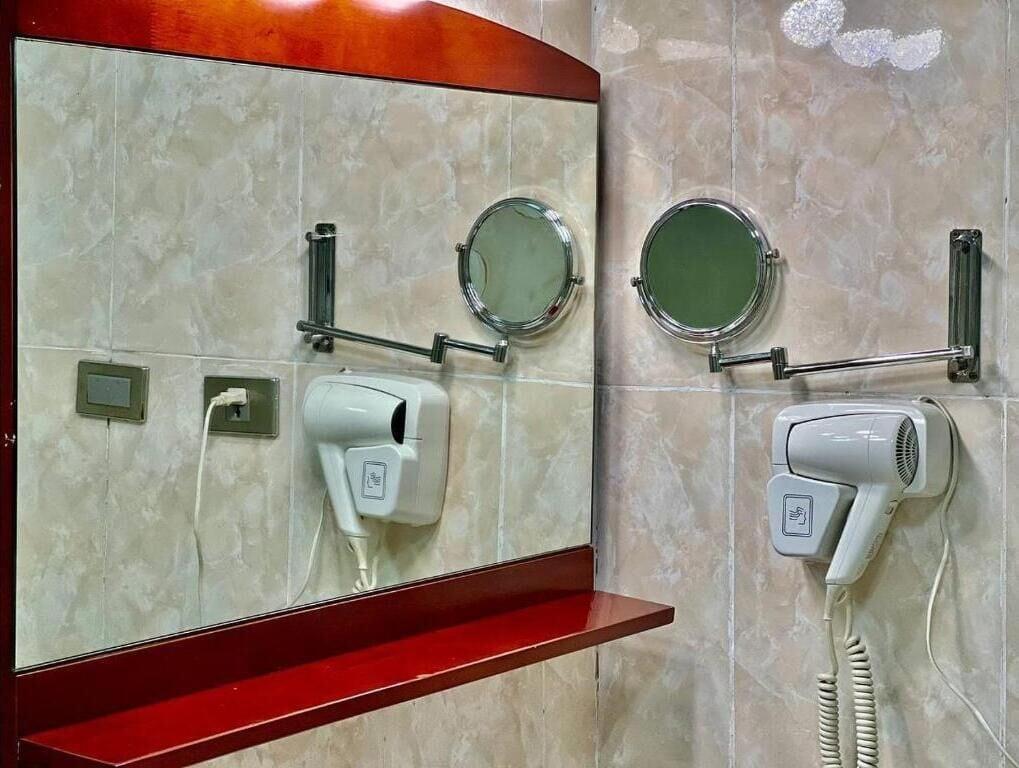 Cyan Hotel 亚的斯亚贝巴 外观 照片