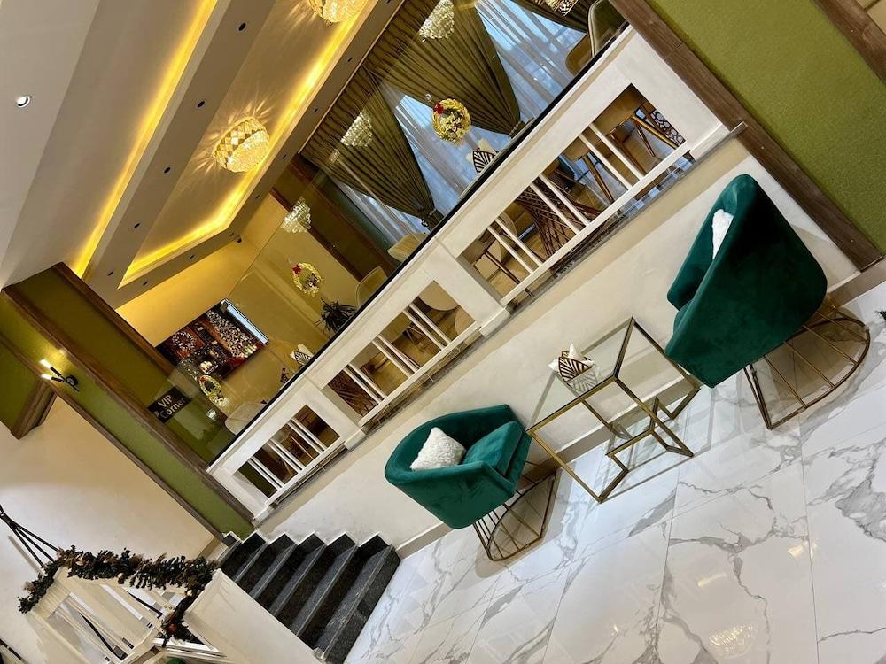 Cyan Hotel 亚的斯亚贝巴 外观 照片